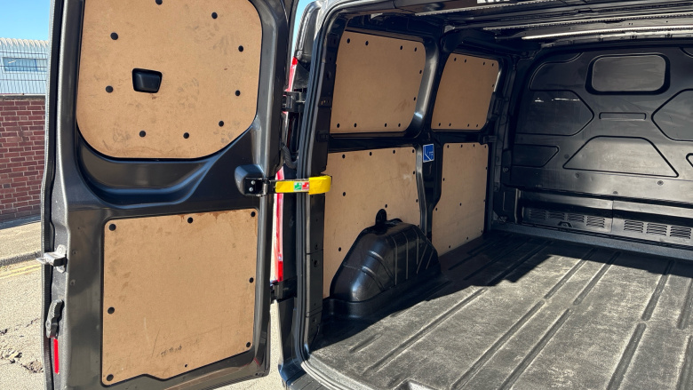 Ford Transit Custom 320 L1 Diesel Fwd 2.0 EcoBlue 170ps Low Roof Limited Van Auto